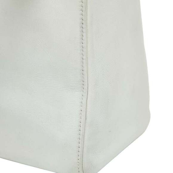 CHRISTIAN DIOR White Leather Shoulder Bag - Picture 10 of 16